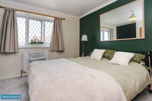 Bedroom- click for photo gallery